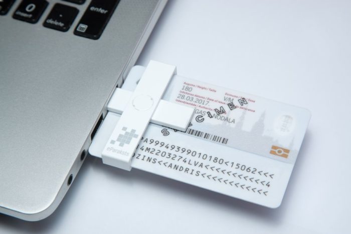 Kā droši apliecināt elektronisko identitāti?