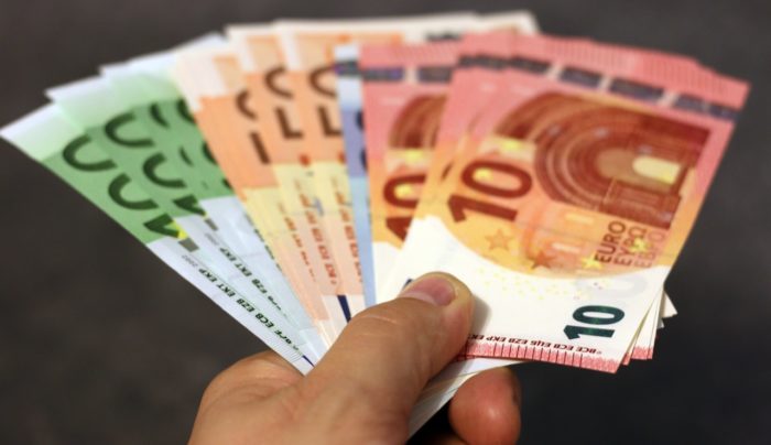 Valsts atbalsta programmas uzņēmumiem zināmas, VID pieteikumus vēl nepieņem