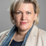 Laila Kelmere, praktizējoša grāmatvede,  Latvijas Lauksaimniecības universitātes vieslektore, Grāmatvedības un  finanšu koledžas docente
