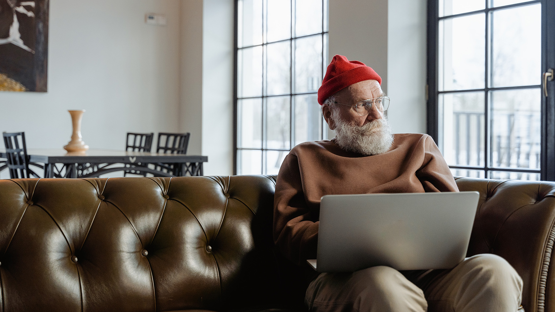 Vai pensionāram ir svarīga nodokļa grāmatiņa?