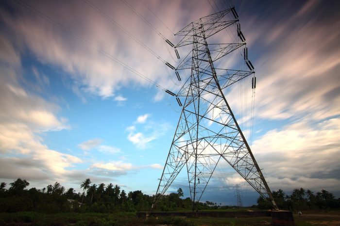 Bez valsts atbalsta elektroenerģijas rēķinu apmaksai virkne uzņēmumu būs spiesti pārtraukt darbību