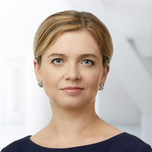 Anna Mišņeva,zvērināta advokāte Zvērinātu advokātu birojā Ellex Kļaviņš, sertificēta konsultante Nasdaq Baltic First North tirgū, Latvijas finanšu regulatora izveidotās Vērtspapīru smilškastes eksperte