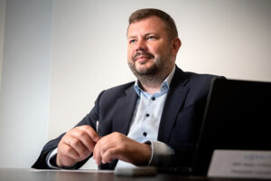 Edgars Lodziņš, Zvērinātu advokātu biroja Cobalt partneris, zvērināts advokāts
