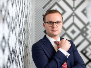 Paulis Iļjenkovs, Finanšu izlūkošanas dienesta Stratēģiskās analīzes nodaļas vadītājs