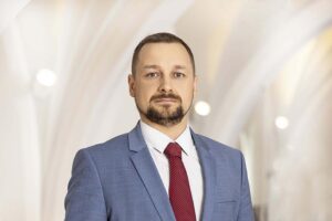 Artis Aizupietis, Latvijas Bankas Naudas atmazgāšanas novēršanas pārvaldes Atbilstības nodrošināšanas daļas vecākais uzraudzības eksperts