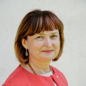 Modrīte Pelše, LBTU Ekonomikas un sabiedrības attīstības fakultātes, kā arī tās paspārnē esošā Ekonomikas un finanšu institūta vadošā pētniece