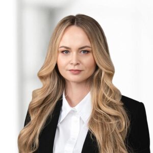 Marija Berdova, ZAB COBALT vecākā speciāliste, zvērināta advokāte