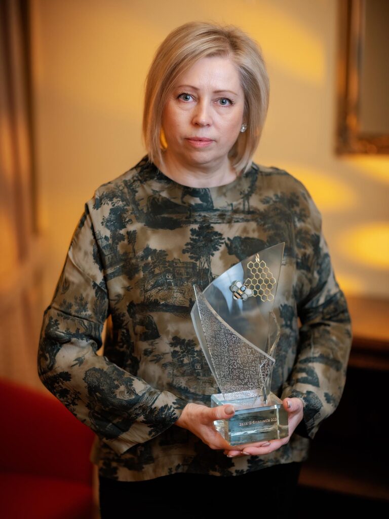 Gada Grāmatvedis 2025 balvas laureāte Nataļja Paramonova, Rīgas Valsts tehnikuma vecākā grāmatvede, Grāmatvedības profesionālo priekšmetu pedagoģe